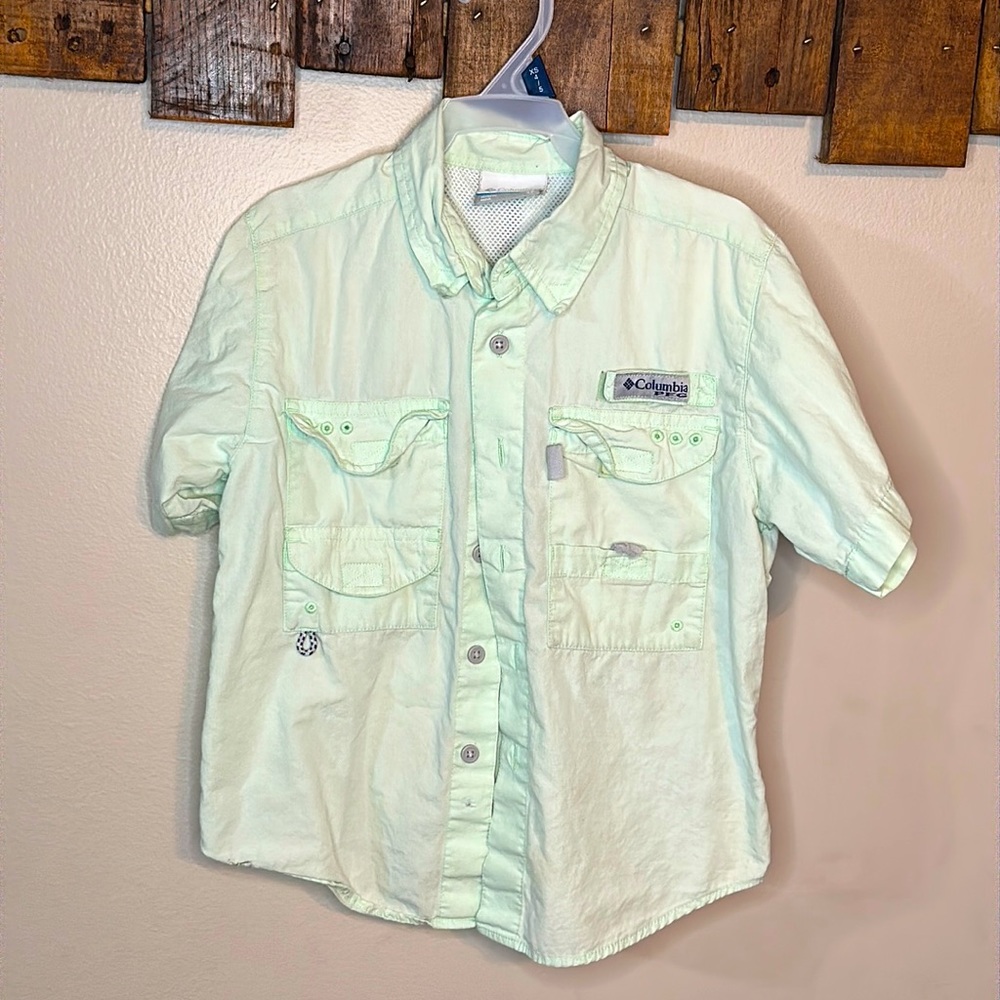 Columbia Button up